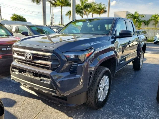 2025 Toyota Tacoma SR5 photo 33