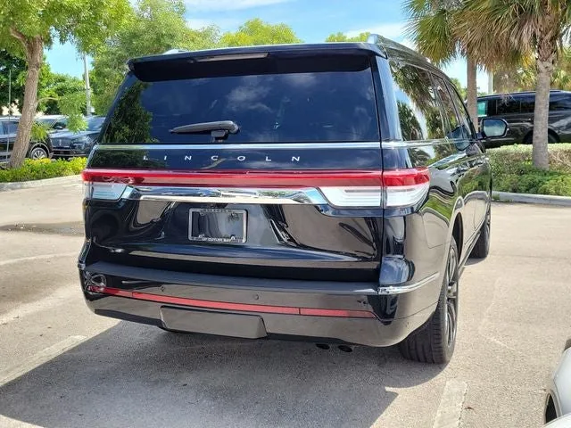2023 Lincoln Navigator Reserve photo 6