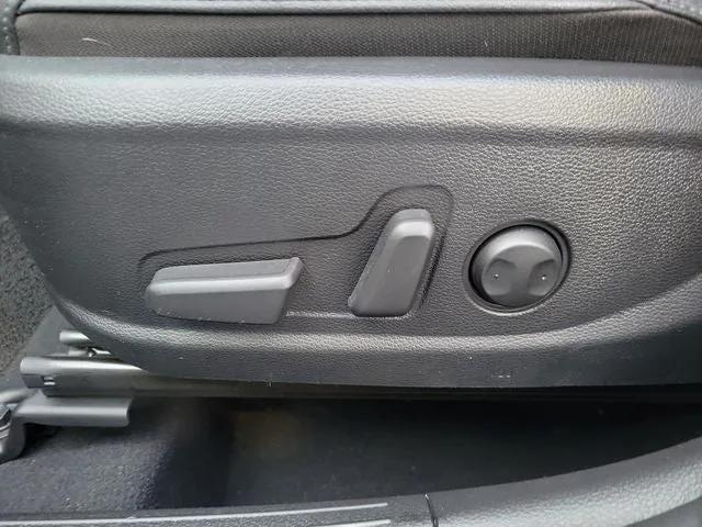 2021 Kia Seltos EX photo 12