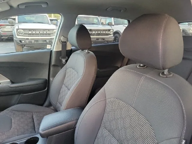2019 Kia Niro LX photo 9