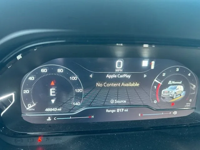 2022 GMC Yukon XL Denali photo 25