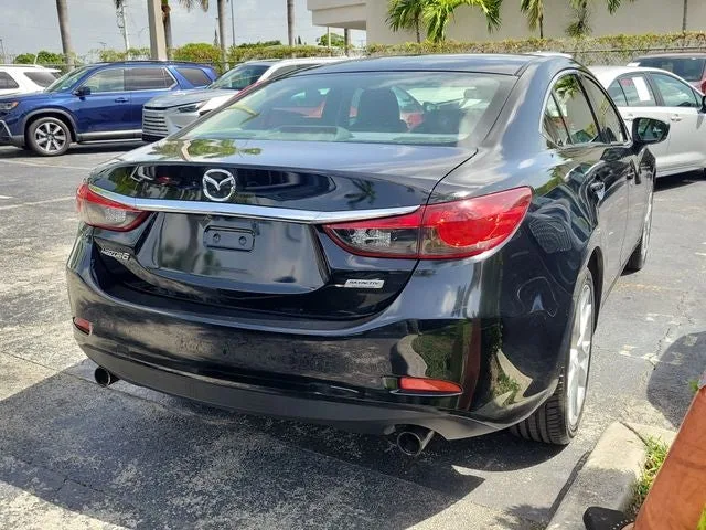 2017 Mazda Mazda6 Touring photo 3
