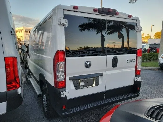 2025 RAM ProMaster 2500 Base photo 4
