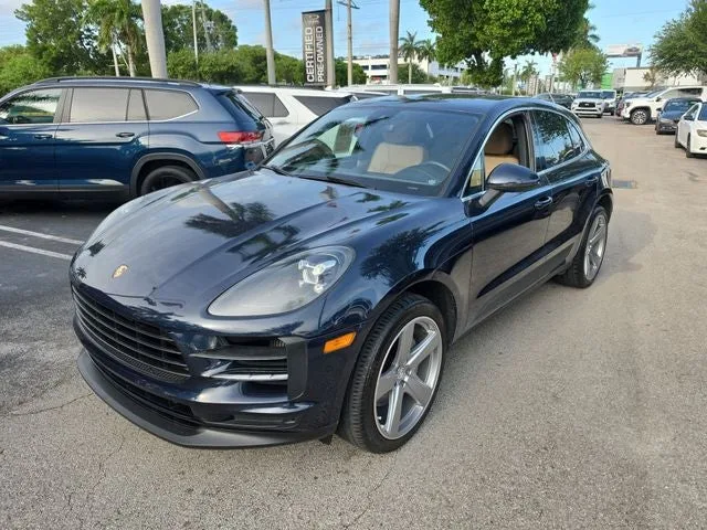 2020 Porsche Macan S photo 2