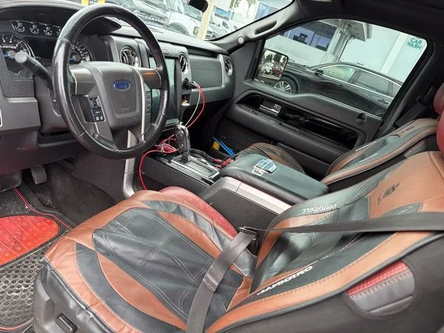 2013 Ford F-150 Limited photo 13