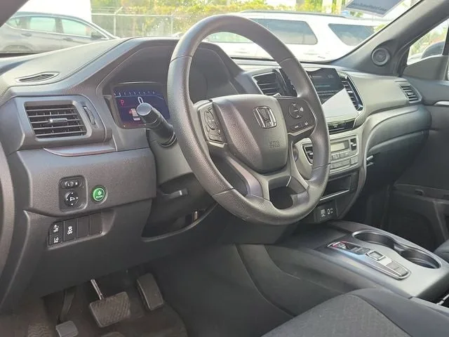 2021 Honda Passport Sport photo 8