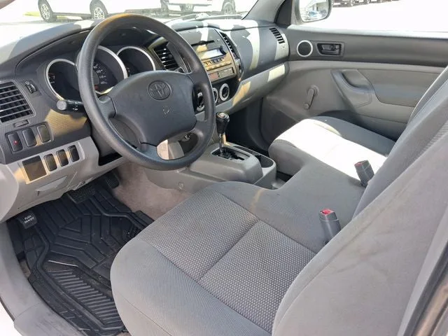 2007 Toyota Tacoma Base photo 7