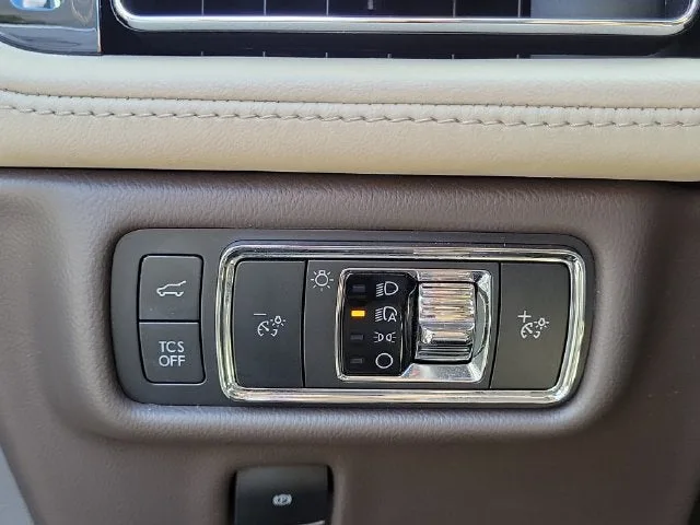 2022 Lincoln Nautilus Standard photo 13