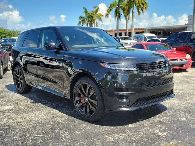2025 Land Rover Range Rover Sport Dynamic SE photo 2