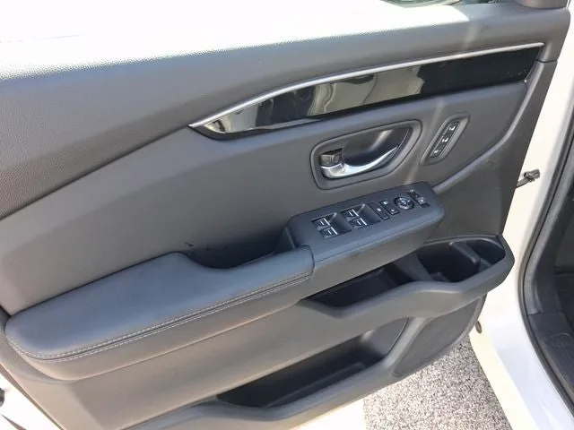 2025 Honda Pilot EX-L photo 13
