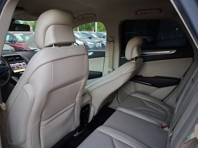2019 Lincoln MKC Standard photo 5
