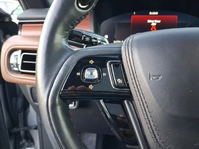 2023 Lincoln Aviator Reserve Premium photo 16