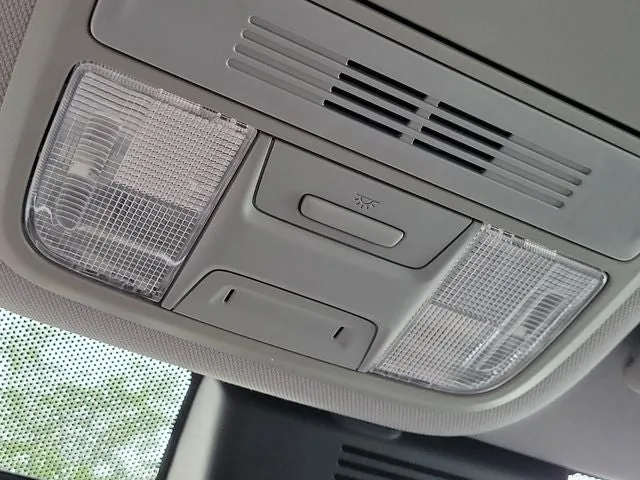 2018 Honda Accord Hybrid Base photo 28