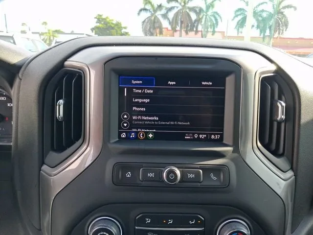 2023 Chevrolet Silverado 1500 Custom photo 18