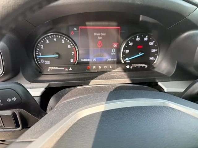 2023 Ford Explorer XLT photo 14