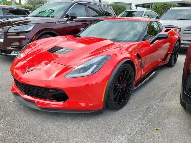 2017 Chevrolet Corvette Grand Sport 2LT photo 3