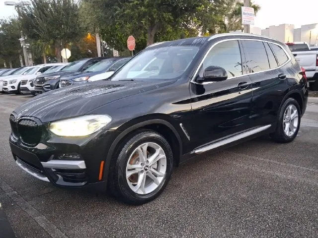 2021 BMW X3 sDrive30i photo 2