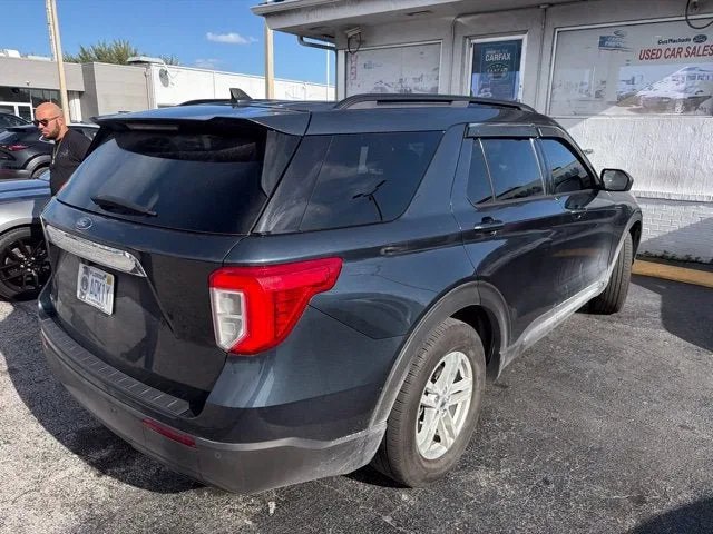 2024 Ford Explorer XLT photo 4