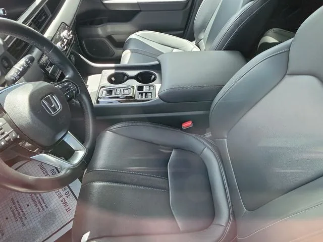 2025 Honda Pilot EX-L photo 12