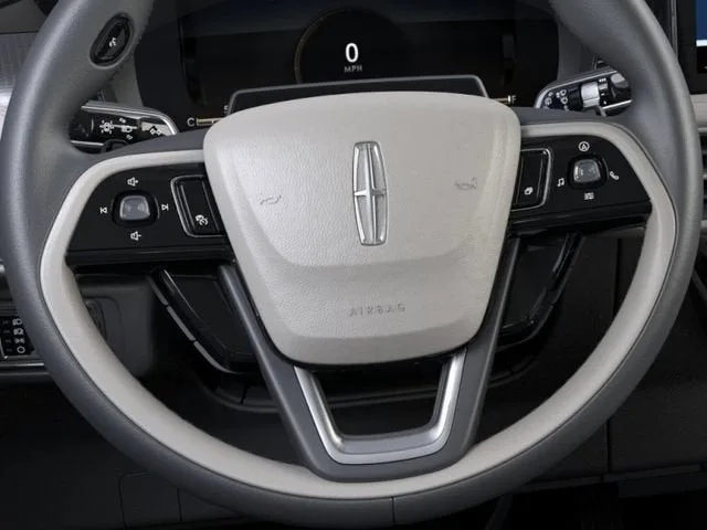 2026 Lincoln Corsair Premiere photo 12