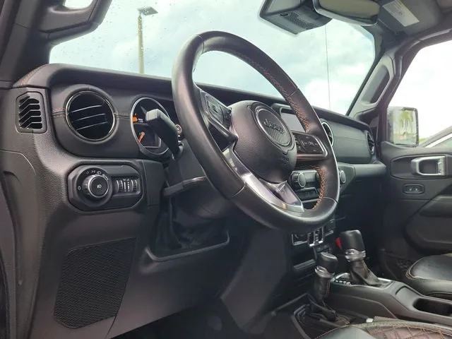 2022 Jeep Wrangler Unlimited Sahara High Altitude photo 11