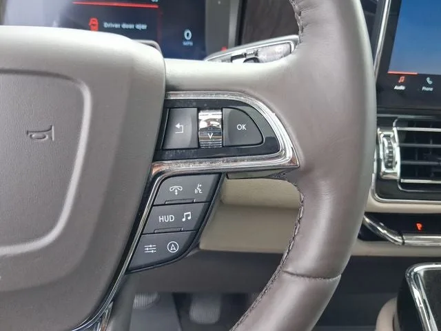 2023 Lincoln Navigator Reserve photo 18