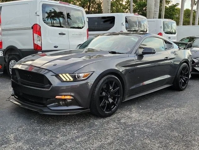 2017 Ford Mustang GT Premium photo 32