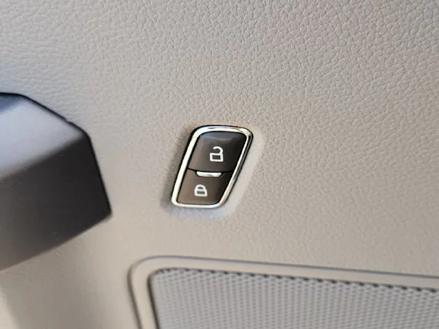 2019 Ford F-150 XLT photo 18