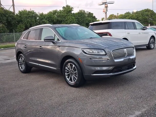 2023 Lincoln Nautilus Standard photo 22