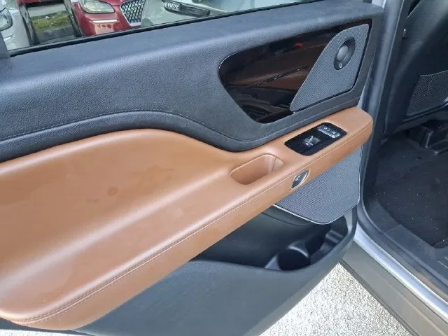 2023 Lincoln Aviator Reserve Premium photo 9