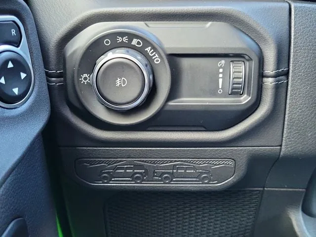 2025 Jeep Wrangler Rubicon 392 photo 34