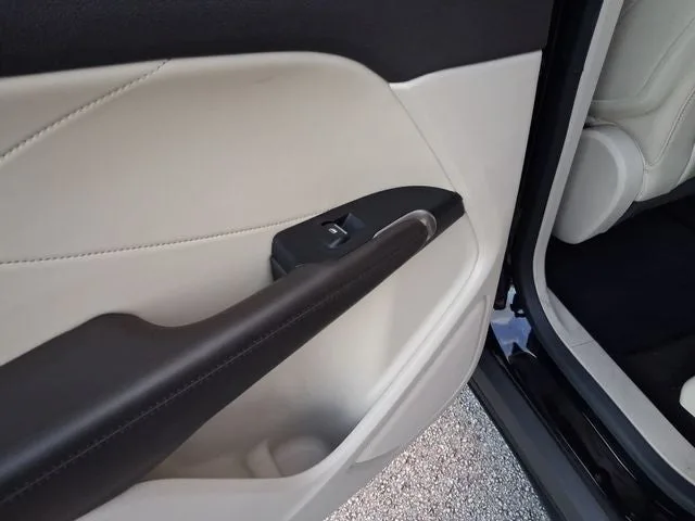 2019 Lincoln MKC Standard photo 10