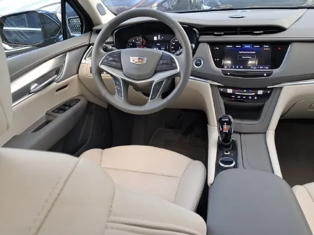 2024 Cadillac XT5 Premium Luxury photo 8