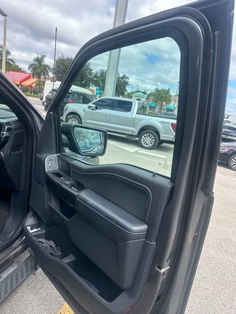2022 Ford F-150 XLT photo 8