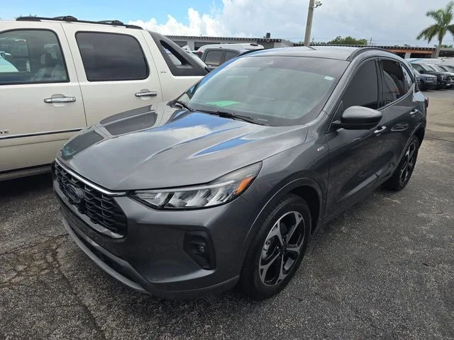 2023 Ford Escape ST-Line Select photo 27