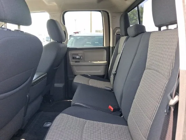 2012 RAM 1500 Big Horn photo 6