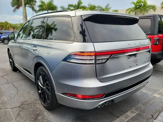 2024 Lincoln Aviator Reserve Premium photo 4