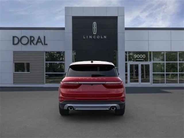 2025 Lincoln Corsair Premiere photo 5
