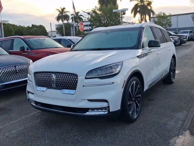 2020 Lincoln Aviator Reserve Premium photo 2
