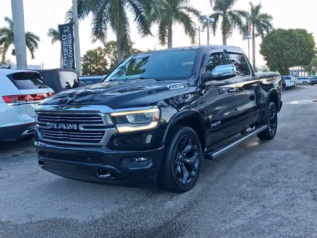 2019 RAM 1500 Laramie photo 2