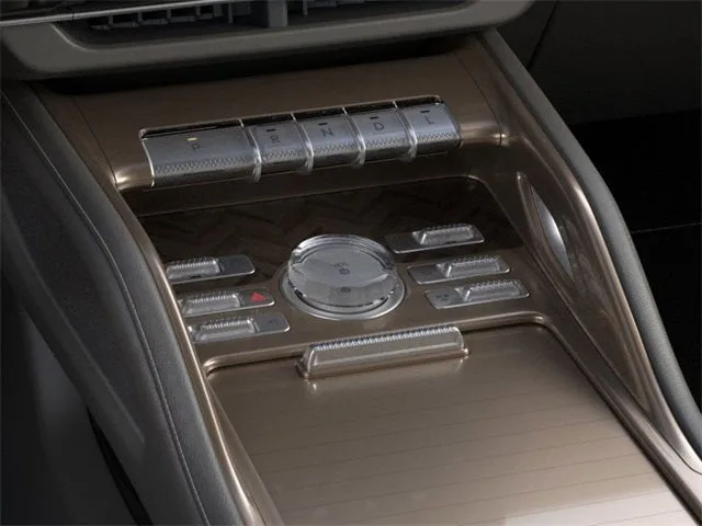 2024 Lincoln Nautilus Black Label photo 15
