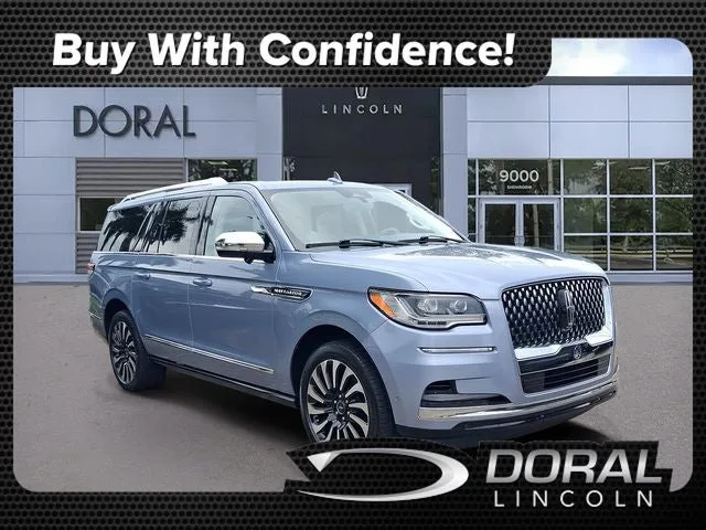 2022 Lincoln Navigator L