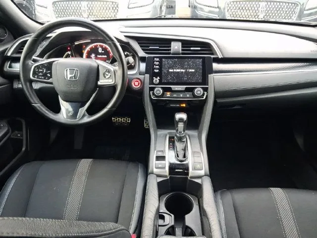 2019 Honda Civic Sport photo 7