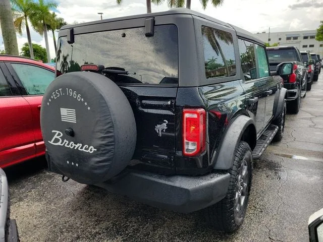 2023 Ford Bronco Big Bend photo 3