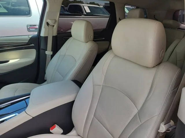 2022 Buick Enclave Essence photo 9