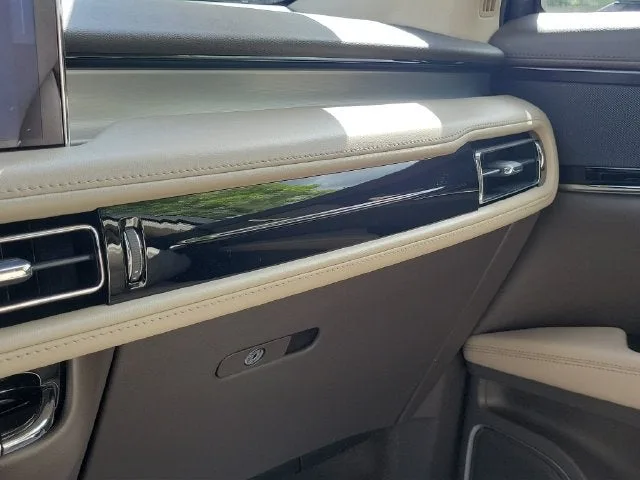2022 Lincoln Nautilus Standard photo 30