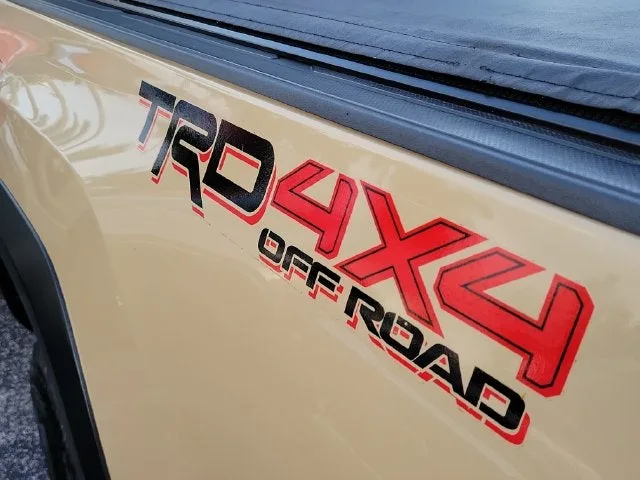 2020 Toyota Tacoma TRD Off-Road V6 photo 5