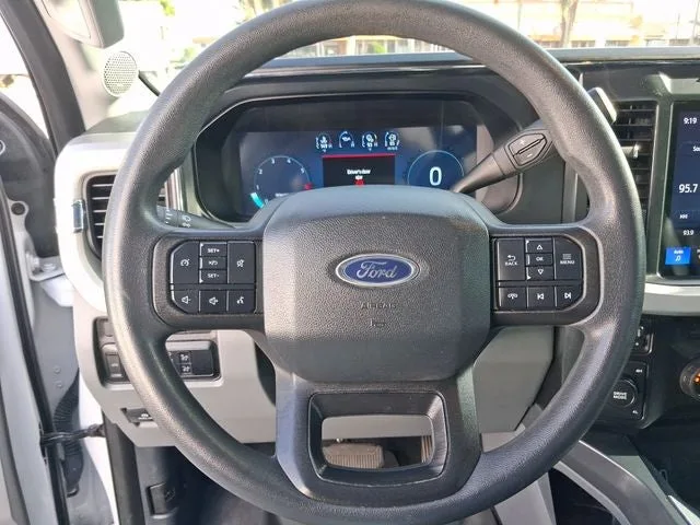 2024 Ford F-250SD XLT photo 15
