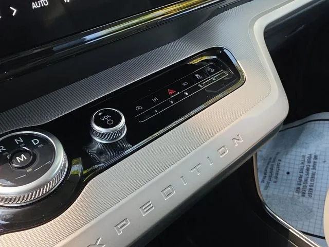 2025 Ford Expedition Max Active photo 24