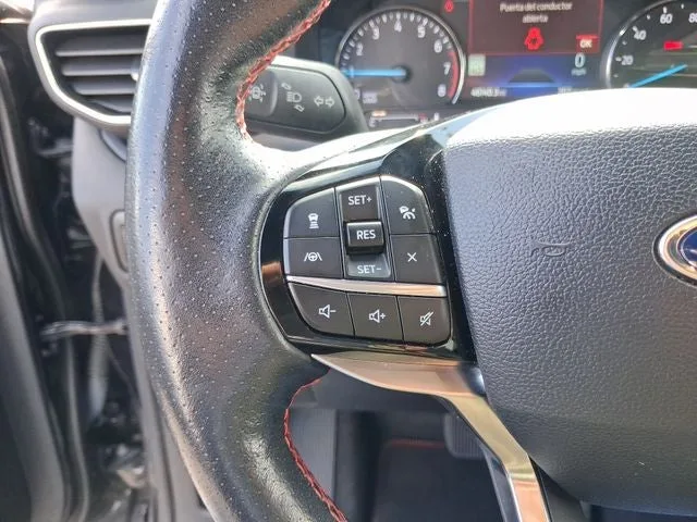 2023 Ford Explorer ST-Line photo 17